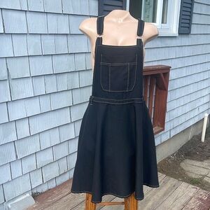 Hot Topic Black Contrast Stitch Skirthall Size 1( XL)- Sold out on Line